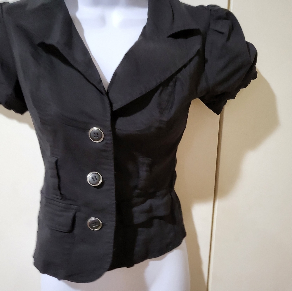 Grass collection size small Black jacket